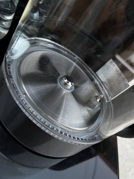 Профессиональный блендер с функцией подогрева RAF+ Доставкай