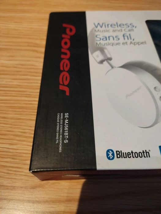 Căști Wireless Pioneer SE-MJ561BT-S – Bluetooth, NFC, Design Aluminiu.