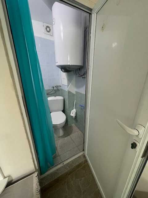 Дава се под наем Едностаен апартамент в Варна, Общината - 35 кв.м за 300.9 € - Снимка #4