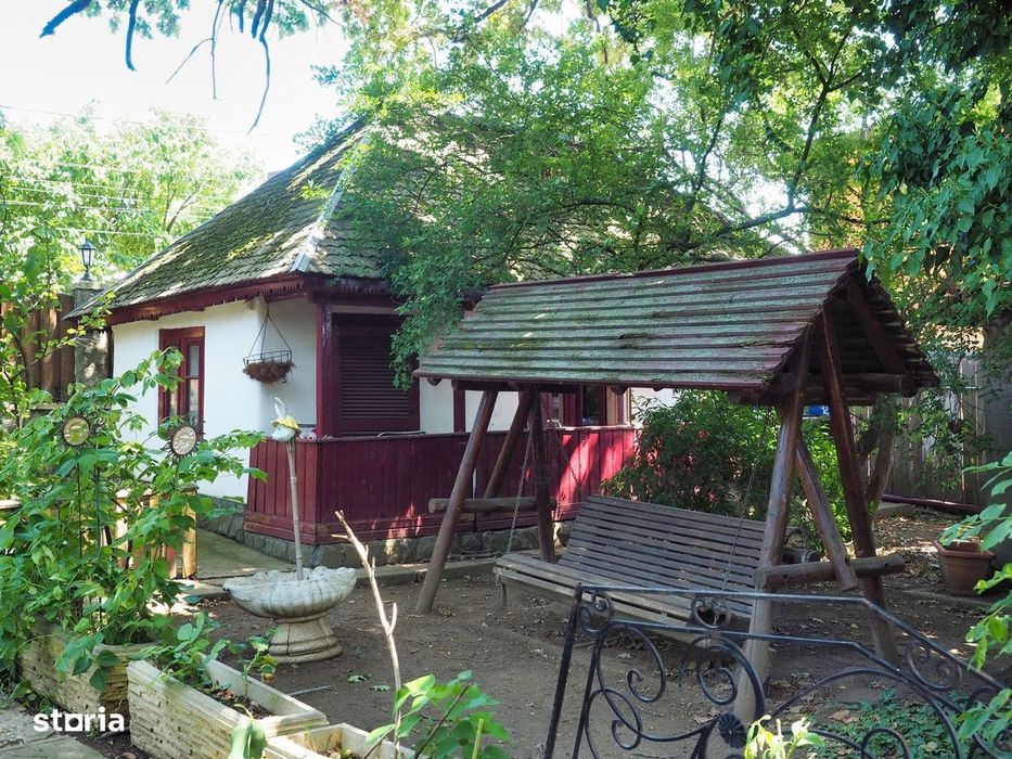 Vila 6 camere-teren 1800mp-Snagov Izvorani-lac