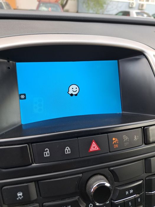 Опел Астра j комби