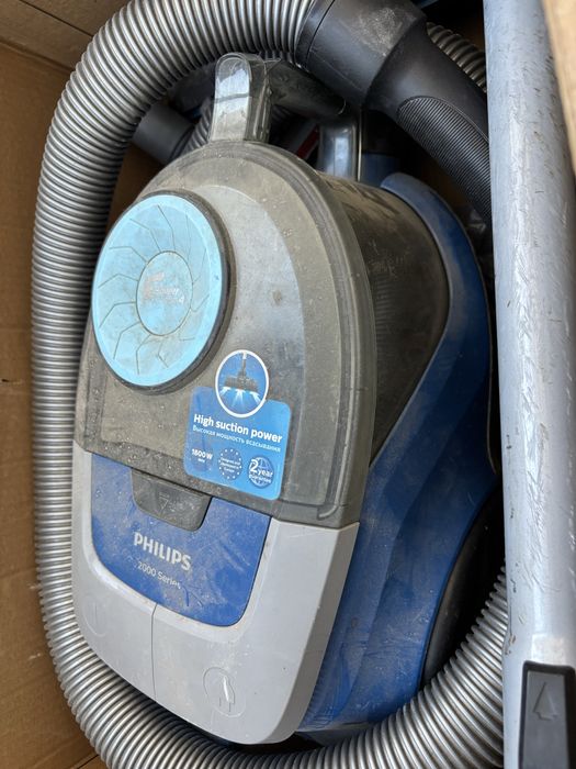 Пылесос от philips
