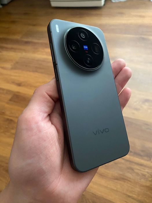 Vivo X300 - 16/512gb