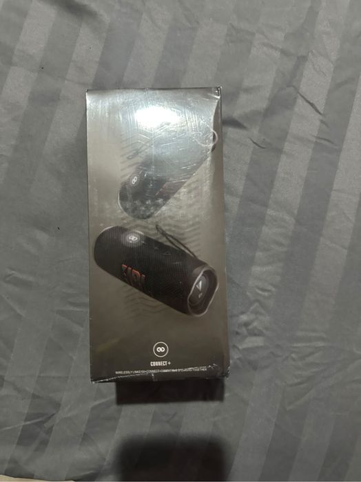 Vand boxa JBL Flip ,pret usor negociabil