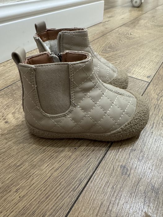 Ботинки с утеплением