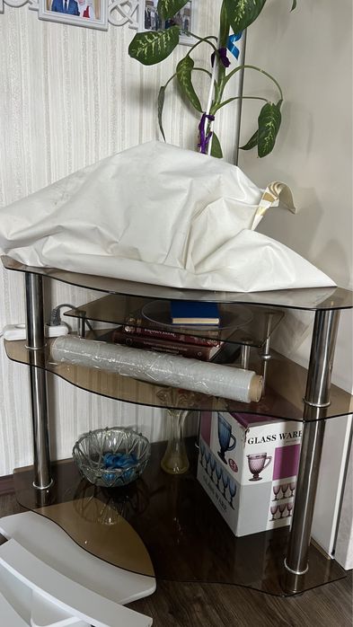 Подставка для телевизора