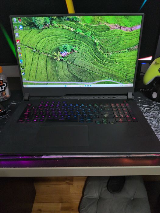 Laptop Asus ROG Strix 17 RTX 3070 Ryzen 7 5800h