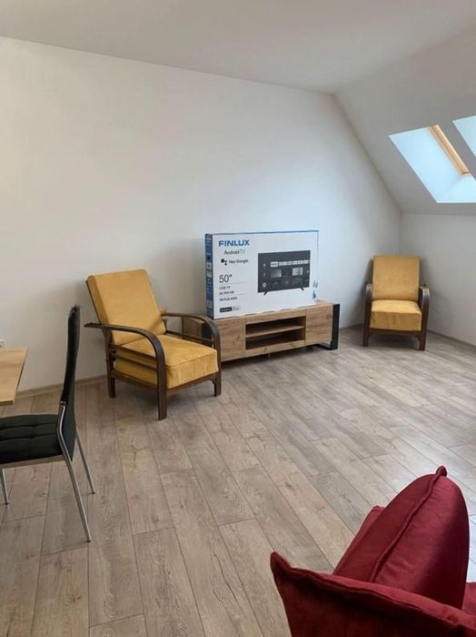 Дава се под наем Двустаен апартамент в София, Обеля 2 - 130 кв.м за 650 € - Снимка #3