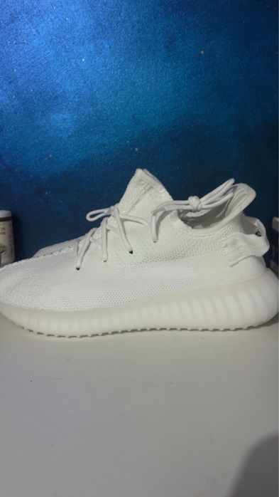Yezzy 350 Boost Triple White Cream