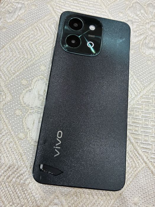 Vivo Y28 128 GB RAM