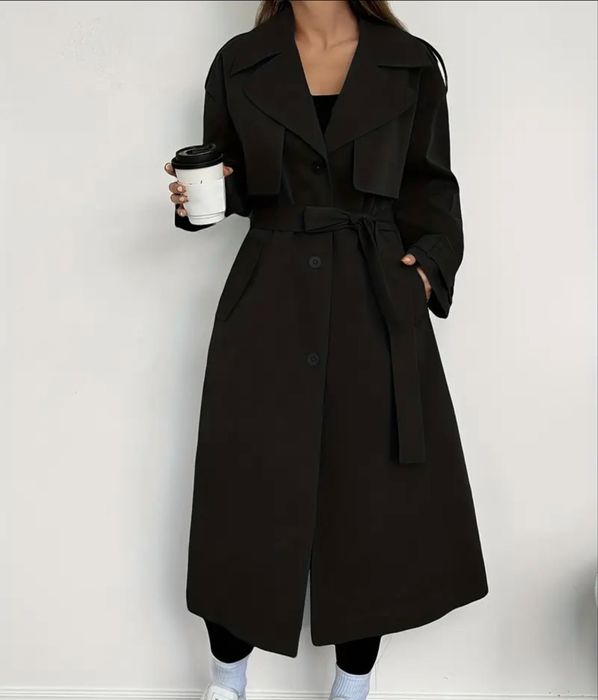 Женский плащ.