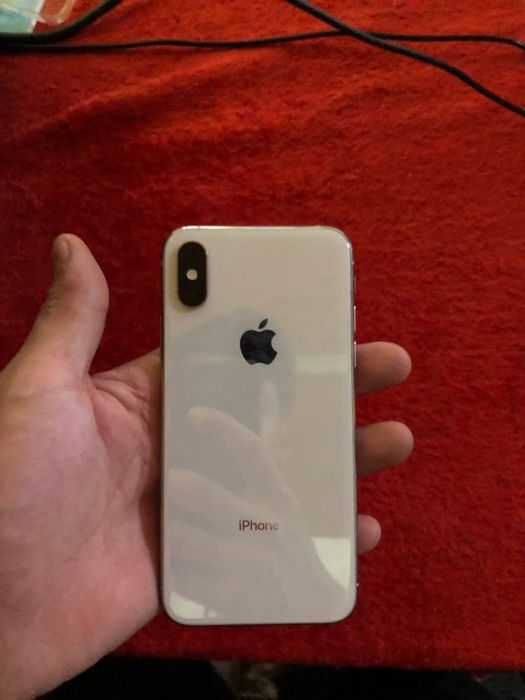Iphone xs.