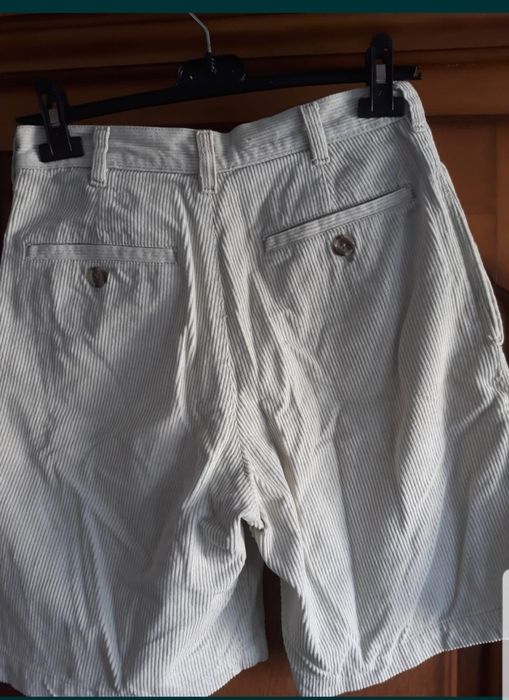 Pantaloni scurți raiați nr.29