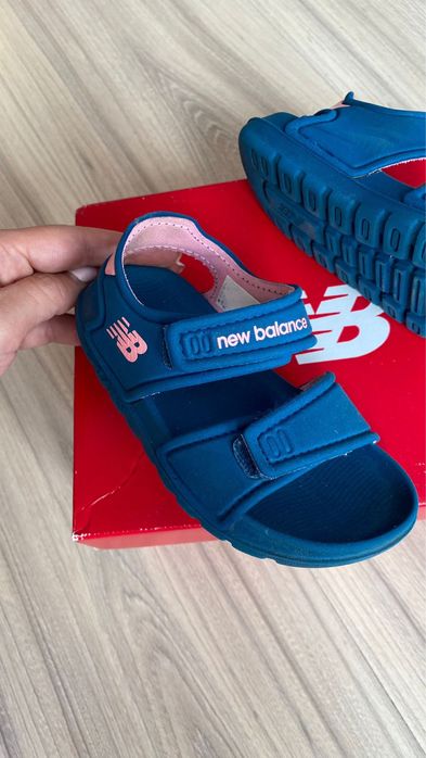 Sandale copii New Balance 21