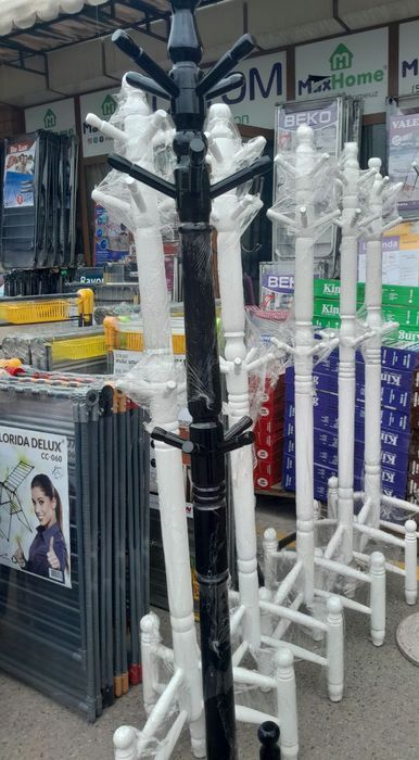 Вешалка стойка для одежды