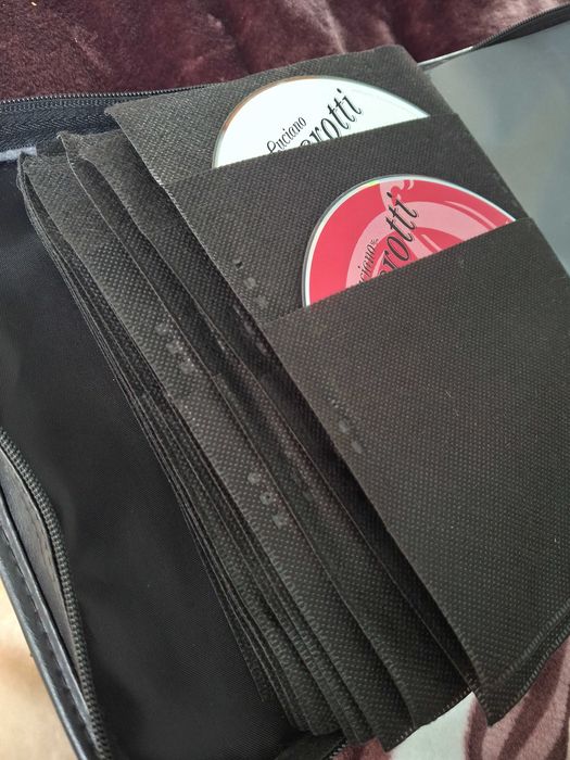 Colecție CD/DVD uri