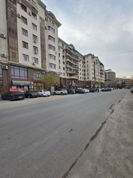 Сдаётся 4 комнатная 170мкв яккасарай рест.