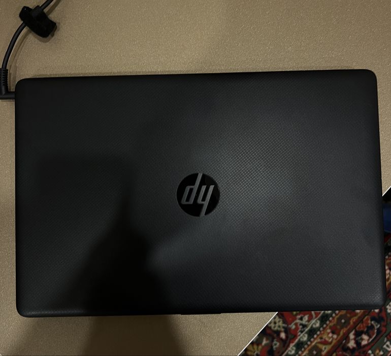 Notebook klaviaturasi mishkasi bilan