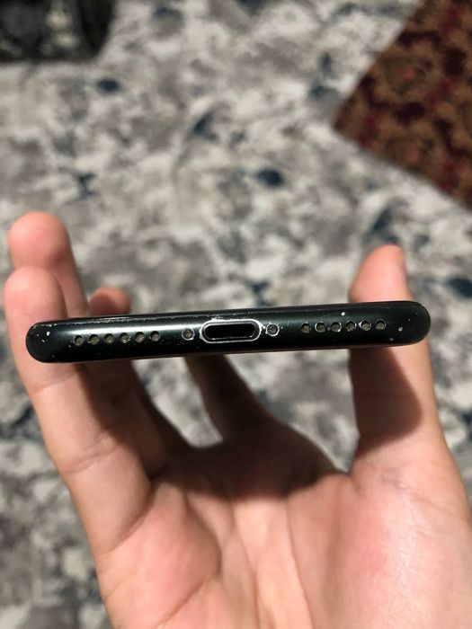 Iphone 7 srochni sotilayapti