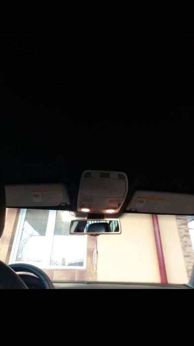 Vând Volkswagen Passat B6l