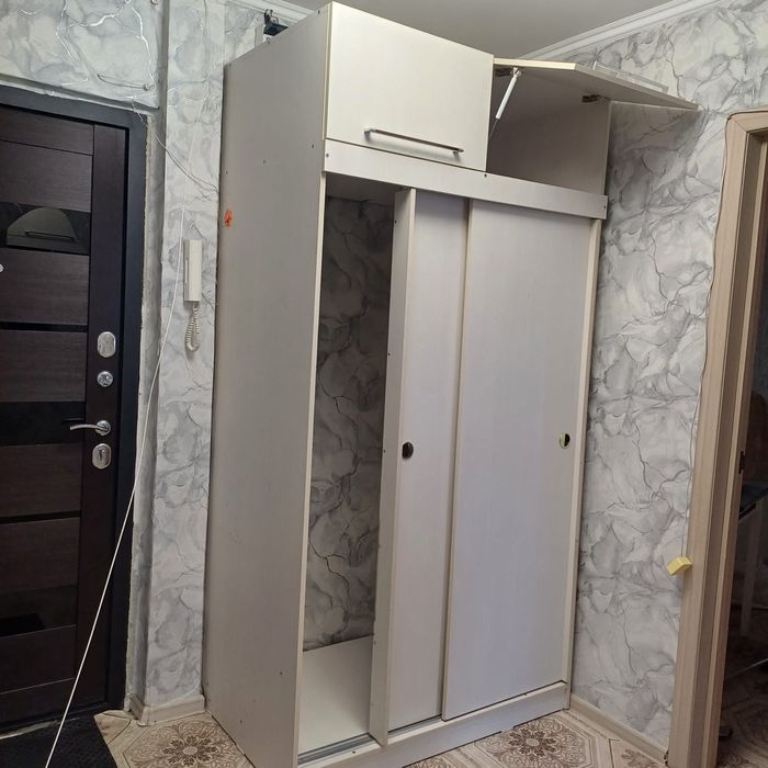 Продается прихожная