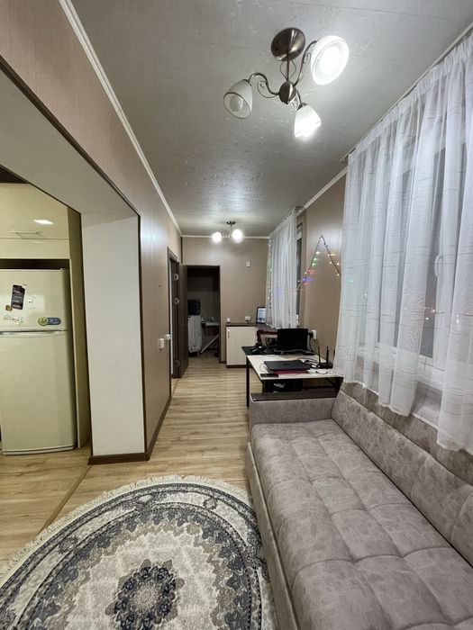 Продается 3х комнатная переделанная в 4