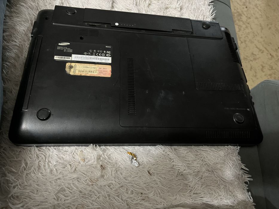 Прлдам ноут на запчястия