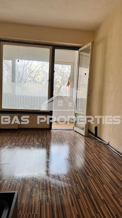 Продава се Двустаен апартамент в София, Полигона - 48 кв.м за 1700 €/кв.м - Снимка #1