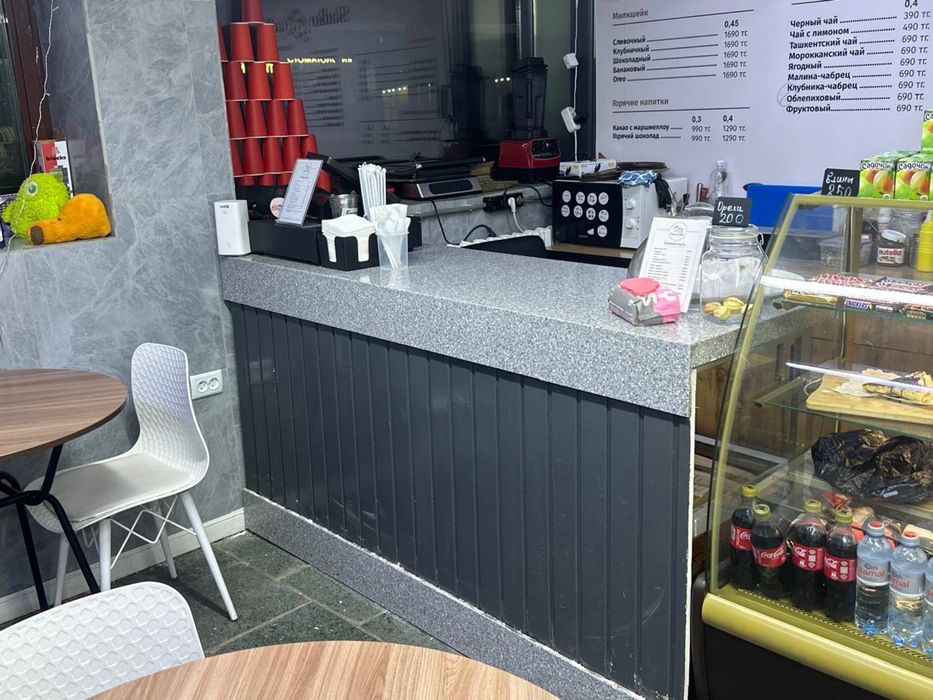 Продается мебель и интерьер для кофейни