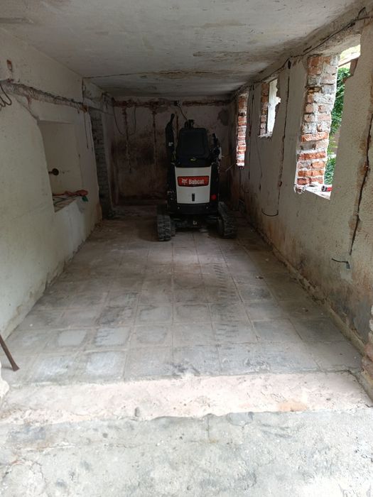 Услуги с мини Багер + чук+Дъмпер