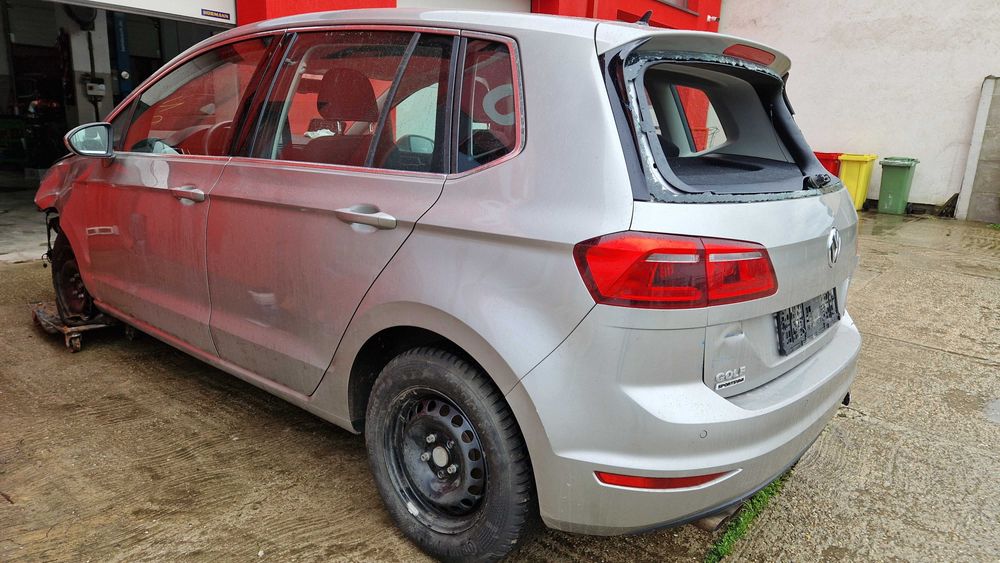 Dezmembrez VW Golf VII 7 Sportsvan 1.4 TSI 57.304km DSG Bi-Xenon LED