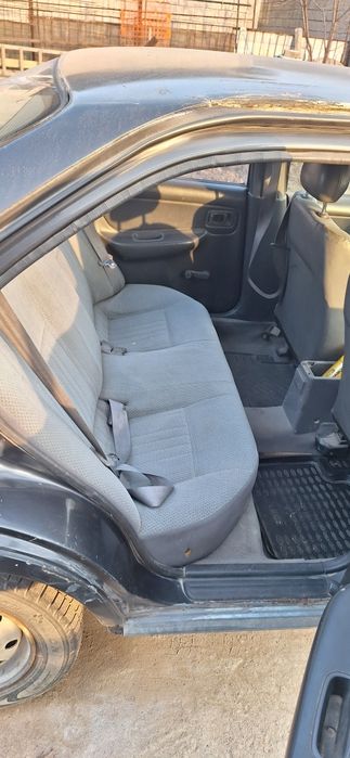 Продаётся автомобиль. Полностью на ходу.