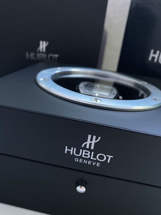 Продам Часы  Hublot