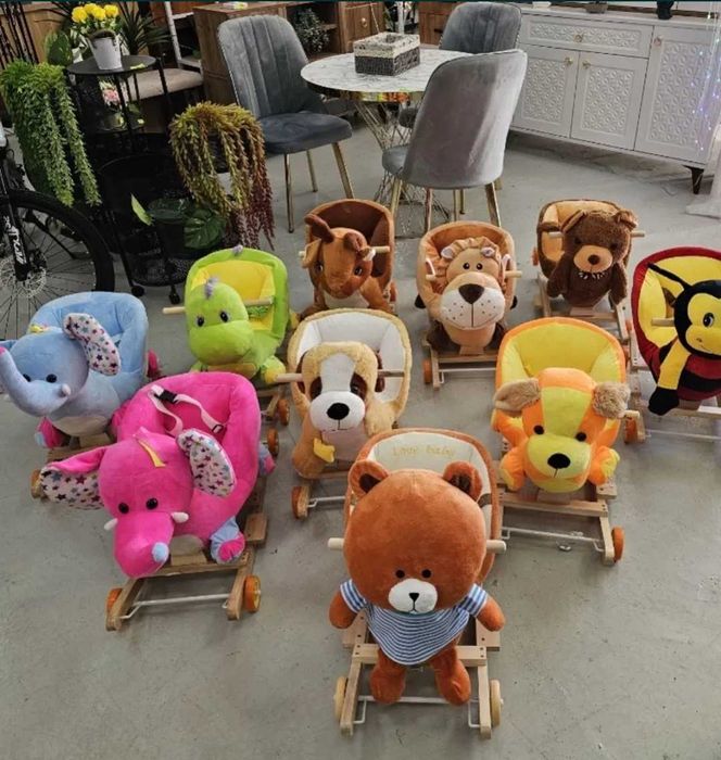 Детска Люлка с колелца плюшена с предпазен колан Чисто нова