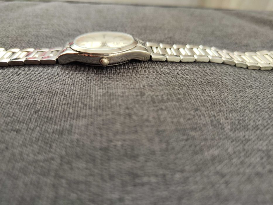 Нов метален часовник Q&Q Water resist