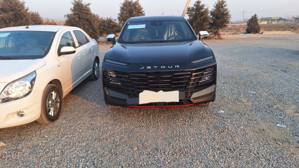 Dashing 1.6 full pozitsiya rangi qora hech qanday chiqimi yoq