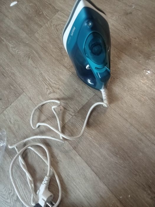 Утюг Филипс .    .