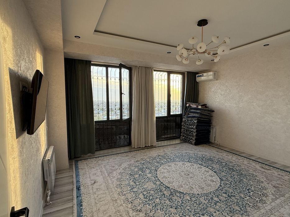 Eshonguzar yashashga tayyor uy barcha jixozlari bilan