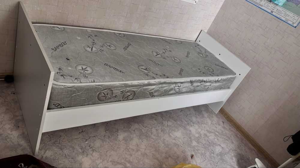 Кровать детская/ подростковая