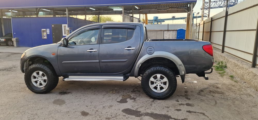 Продам mitsubishi L200