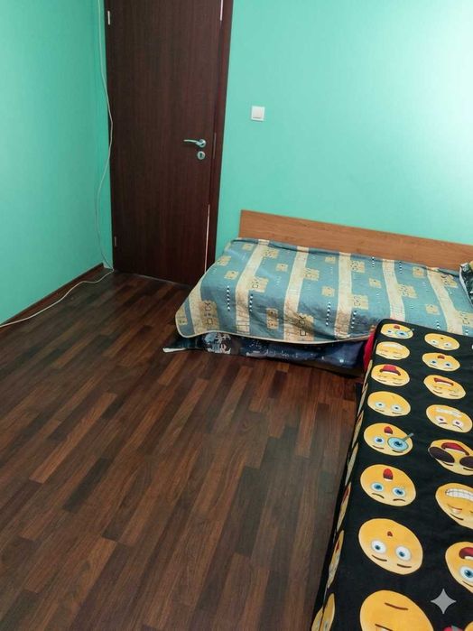 Продава се Тристаен апартамент в Плевен, Идеален център - 95 кв.м за 913 €/кв.м - Снимка #4