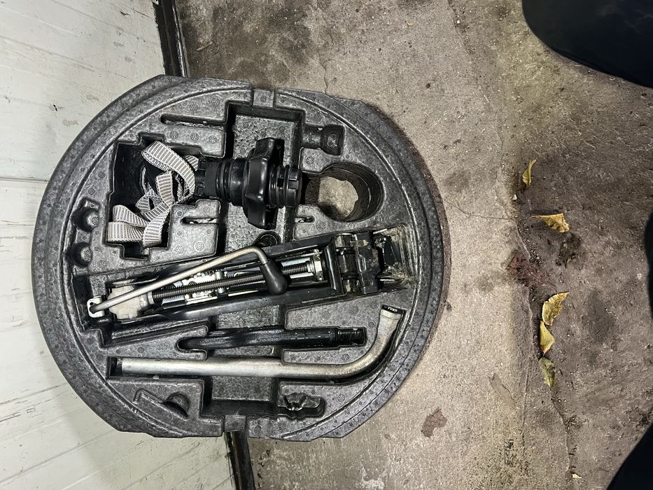 Kit Roata Rezerva 15 Audi VW Golf 5 6 Jetta 5x112 Cric Cheie Carlig