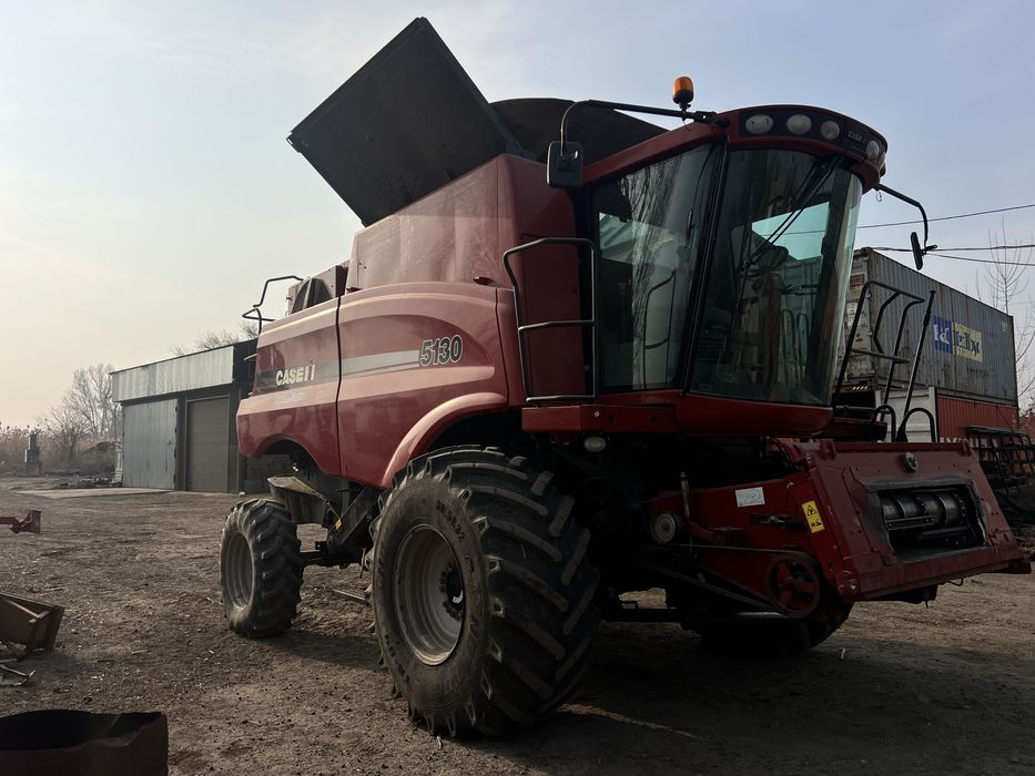 Case 5130 комбайн