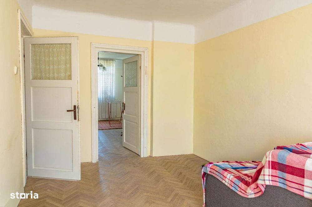 2 camere la 28.000€ + separat, garaj in spate
