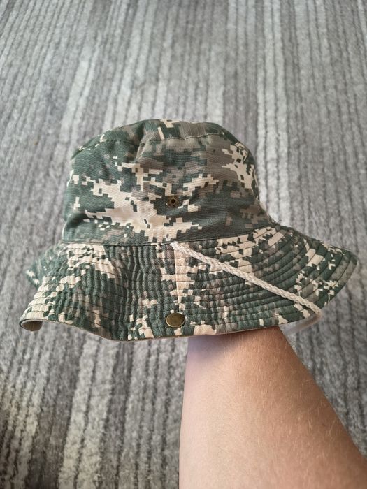 Pantaloni Harkila 2XL și pălărie Carhartt