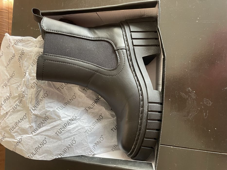 Зимни черни боти