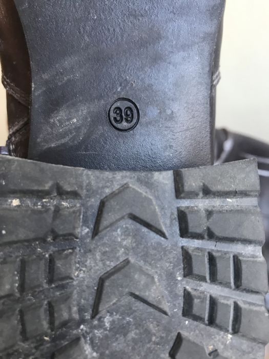 Ботуши дамски 39 номер