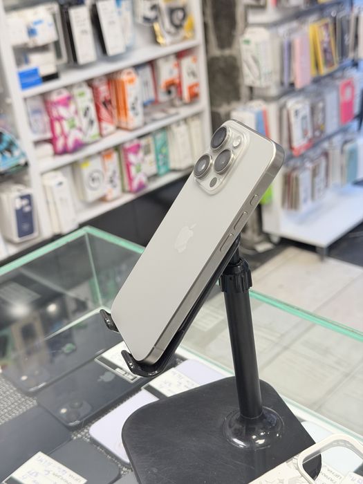 Apple iPhone 15 Pro 256GB Natural titanium