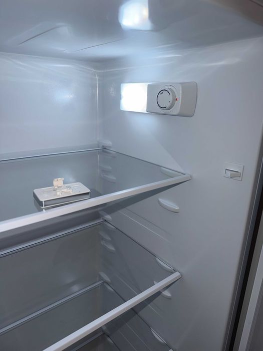 Frigider Alb GORENJE 242 L, 143 cm