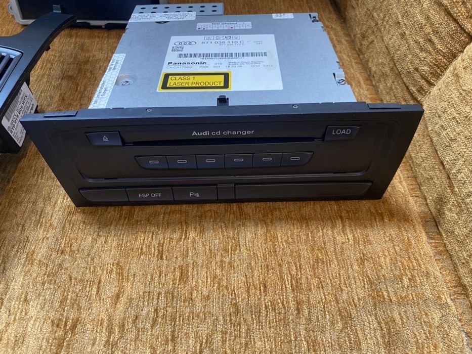 Magazie CD / Display / Tastatura Audi A4 B8 / A5